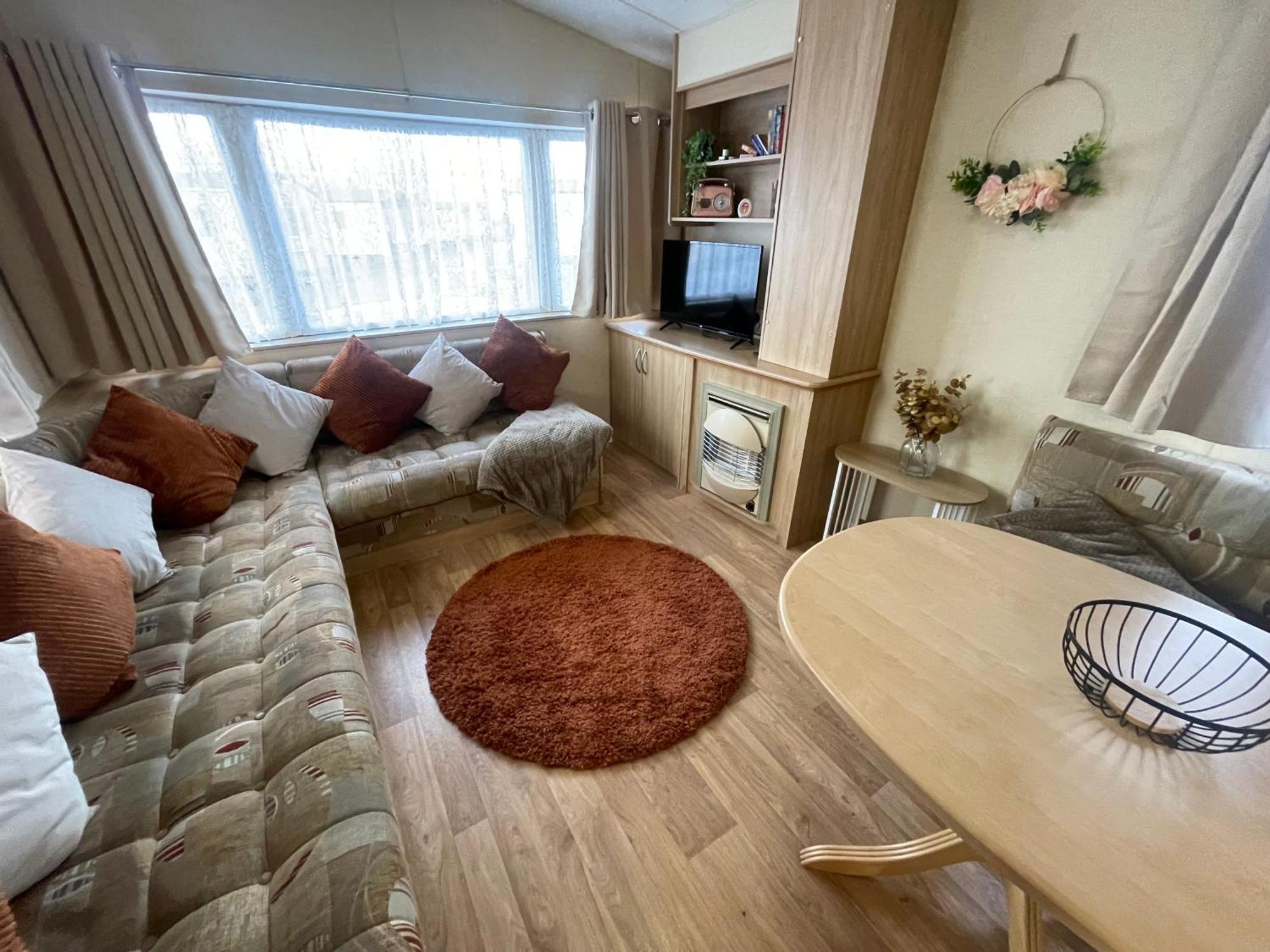 Sandlemere - 6 Berth, 3 Bedroom Caravan Tunstall  Dış mekan fotoğraf